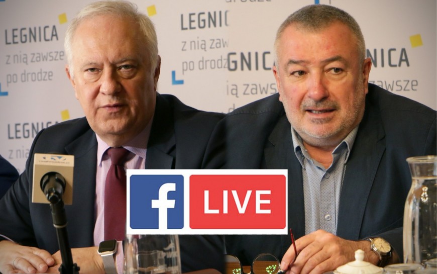 Prezydent Tadeusz Krzakowski oraz dyrektor sanepidu Jacek Watral na Facebook Live