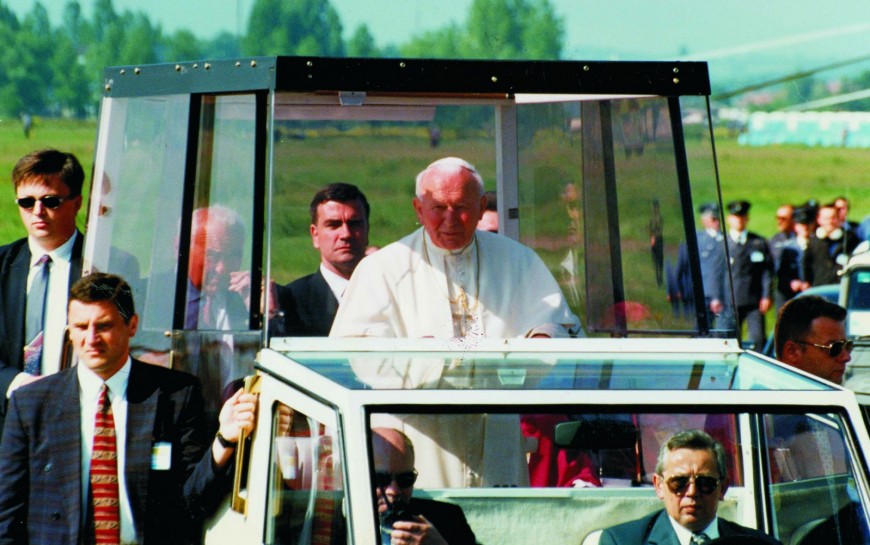 2 kwietnia 2005, godzina 21.37 – pamiętamy. 15. rocznica śmierci św. Jana Pawła II