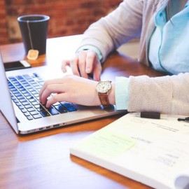 Szerokopasmowy bezpłatny  internet dla nauczycieli. Skorzystaj z oferty