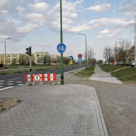 powiększ zdjęcie: Na osiedlu Piekary powstają nowe ścieżki rowerowe