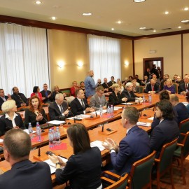 Pierwsza sesja Rady Miejskiej Legnicy online