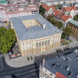 Koniec roku szkolnego dla 1072 uczniów klas maturalnych
