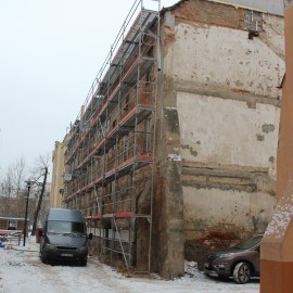 powiększ zdjęcie: Kolejne kamienice na ul. Henryka Pobożnego odzyskały blask