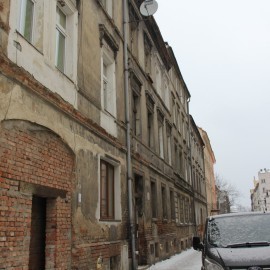 powiększ zdjęcie: Kolejne kamienice na ul. Henryka Pobożnego odzyskały blask