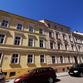 powiększ zdjęcie: Kolejne kamienice na ul. Henryka Pobożnego odzyskały blask