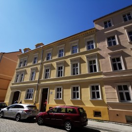powiększ zdjęcie: Kolejne kamienice na ul. Henryka Pobożnego odzyskały blask