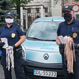 powiększ zdjęcie: Maseczki dla seniora miały wzięcie