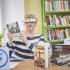 powiększ zdjęcie: Książki wypożyczymy już od poniedziałku. Miłej lektury