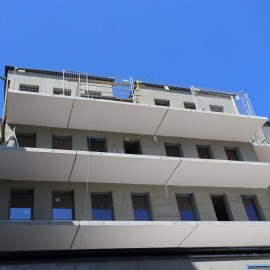 powiększ zdjęcie: Rośnie nowa, piękna kamienica na dawnym Manhattanie