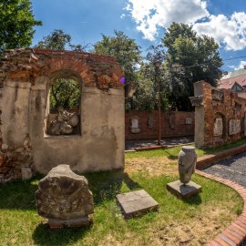 powiększ zdjęcie: Muzeum Miedzi przygotowuje się do otwarcia i zaprasza do lapidarium