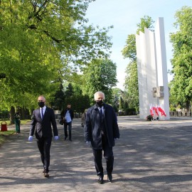 powiększ zdjęcie: 75 rocznica zakończenia II wojny światowej