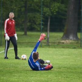 powiększ zdjęcie: Piłkarze Miedzi Legnica trenują już całą drużyną. Forma rośnie