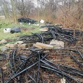 powiększ zdjęcie: Miasto szuka partnera do likwidacji dzikich wysypisk