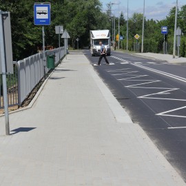 powiększ zdjęcie: Mamy już wygodny chodnik przy ul. Działkowej. Jest bezpieczniej