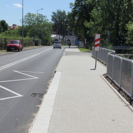 powiększ zdjęcie: Mamy już wygodny chodnik przy ul. Działkowej. Jest bezpieczniej