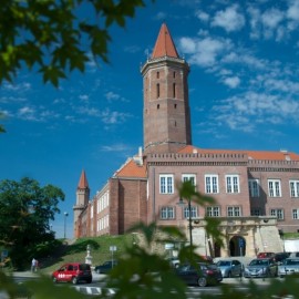Odwiedź Zamek Piastowski. Wejdziesz już na wieżę św. Piotra
