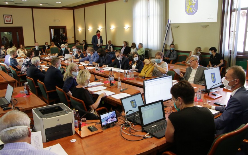 Sesja Rady Miejskiej Legnicy z ważnymi decyzjami