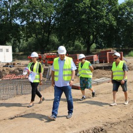 powiększ zdjęcie: Legnicki Park Wodny AquaFun. Rosną piękne baseny dla legniczan