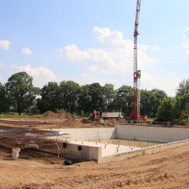 powiększ zdjęcie: Legnicki Park Wodny AquaFun. Rosną piękne baseny dla legniczan