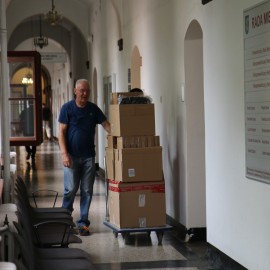 powiększ zdjęcie: Legnica zakupiła nowoczesne komputery w ramach ministerialnych projektów