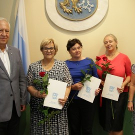 powiększ zdjęcie: Przed nowym rokiem szkolnym prezydent rozmawaił z dyrektorami szkół i przedszkoli