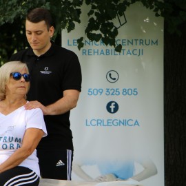 powiększ zdjęcie: Świetnie bawiliśmy się w parku Miejskim podczas letniego leniuchowania