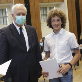 Nowy rok szkolny. Prezydent nagrodził uczniów