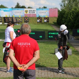powiększ zdjęcie: Udane mistrzostwa kraju legnickich łuczników. Dwa złote medale i brąz