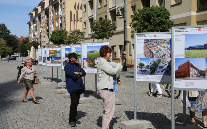 Zobacz najciekawsze dolnośląskie budowle. Zapraszamy na Rynek
