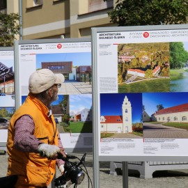 powiększ zdjęcie: Zobacz najciekawsze dolnośląskie budowle. Zapraszamy na Rynek