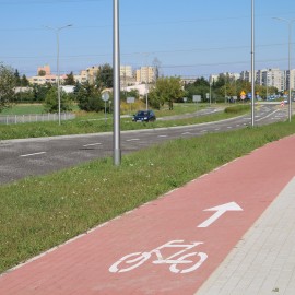 powiększ zdjęcie: Jeździmy już ul. Sikorskiego od ronda na Sudeckiej do Koskowickiej
