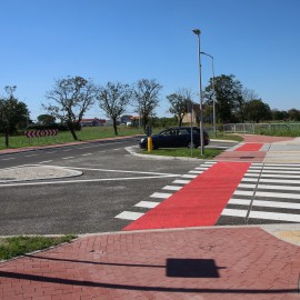 powiększ zdjęcie: Jeździmy już ul. Sikorskiego od ronda na Sudeckiej do Koskowickiej