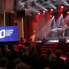 Legnicka Książka Roku 2019 i LIVE Koncert Bartka Rzepki. Obejrzysz w sieci