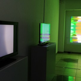 powiększ zdjęcie: W Galerii Ring na styku sztuki, nowoczesnych technologii i nowych mediów