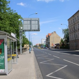 Sprawdź, jak dojechać na cmentarz w Dniu Wszystkich Świętych