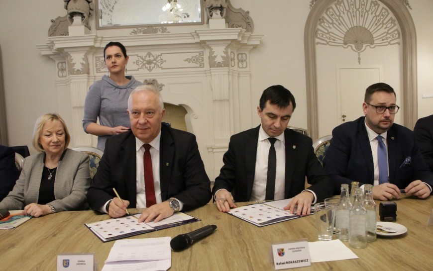 Przetarg na opracowanie strategii zintegrowanych inwestycji terytorialnych