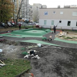 powiększ zdjęcie: LBO 2020. Na Piekarach C powstaje kompleks sportowo-rekreacyjny