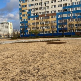 powiększ zdjęcie: LBO 2020. Przy ul. Horyzontalnej powstał piękny eko-skwer