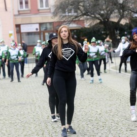 powiększ zdjęcie: Legnica zatańczyła dla wolontariuszy. Oglądaliśmy to w sieci!
