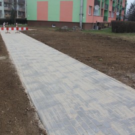 powiększ zdjęcie: LBO 2020. Nowa droga przy ul. Wielogórskiej już prawie zbudowana