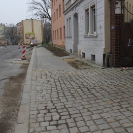 powiększ zdjęcie: LBO 2020. Przebudowa chodnika przy ul. Działkowej. Zobacz jak przebiegają prace