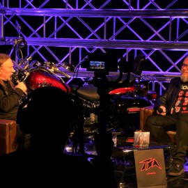 powiększ zdjęcie: Męskie rozmowy i rockowy koncert, czyli Marek Piekarczyk i zespół Anastasis