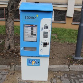 Bilety komunikacji miejskiej kupimy w automatach w autobusach i stacjonarnych