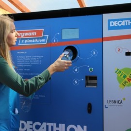 Butelkomat w Legnicy to świetny pomysł, który się sprawdził