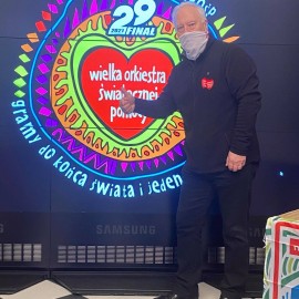 powiększ zdjęcie: Zagraliśmy z wielkim sercem. W puszkach ponad 125 tys. zł, ale jeszcze licytujemy