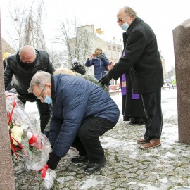 powiększ zdjęcie: 81 rocznica pierwszej deportacji. Uczciliśmy pamięć zesłańców Sybiru
