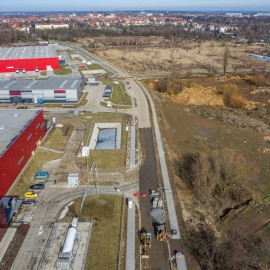 powiększ zdjęcie: Zobacz jak budowana jest droga łącząca teren inwestycyjny z obwodnicą zachodnią