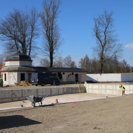 powiększ zdjęcie: Legnicki Park Wodny AquaFun. Powstaje nowoczesne i pełne atrakcji kąpielisko