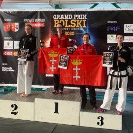 powiększ zdjęcie: Świetny występ legnickich taekwendoków na Grand Prix Polski. Gratulujemy