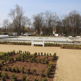 powiększ zdjęcie: Zobacz jak przebiega rewitalizacja fontann w parku Miejskim